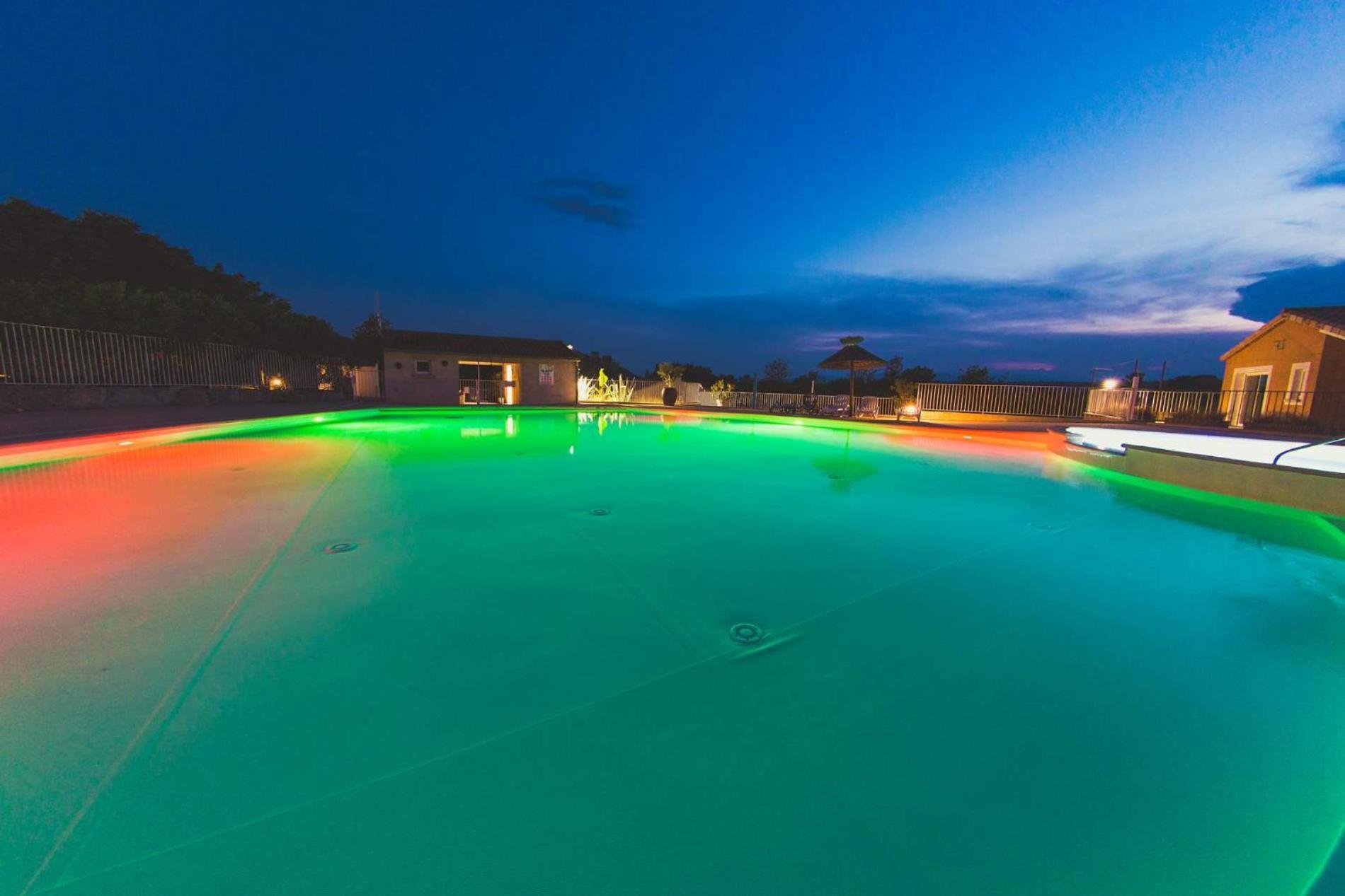 Camping La Chapouliere Ruoms Buitenkant foto